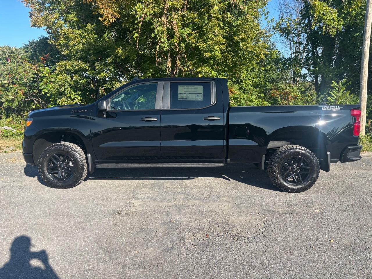 2026 Chevrolet Silverado 1500 Crew Cab Standard Box 4-Wheel Drive Custom Trail Boss Photo