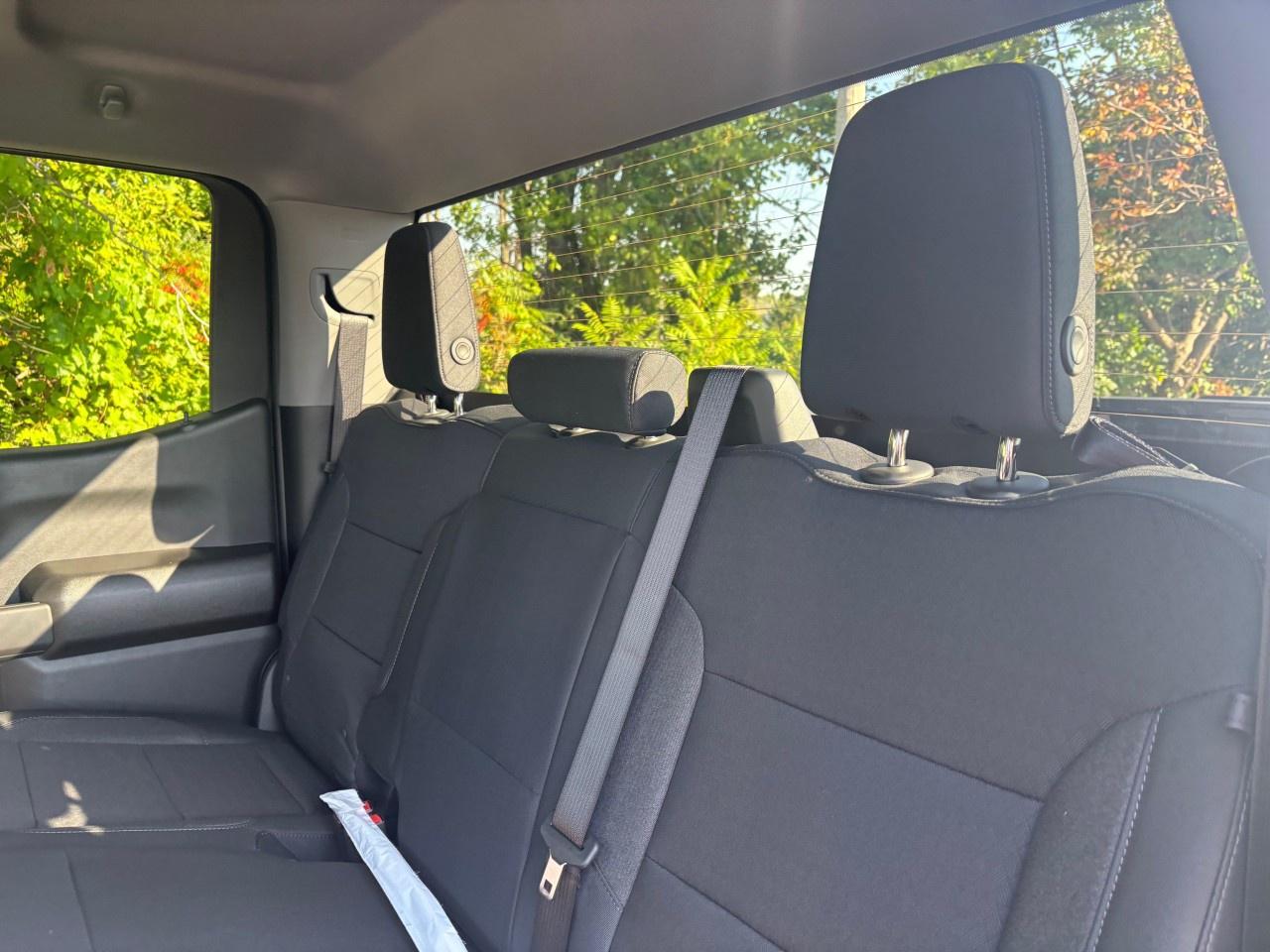 2026 Chevrolet Silverado 1500 Crew Cab Standard Box 4-Wheel Drive Custom Trail Boss Photo