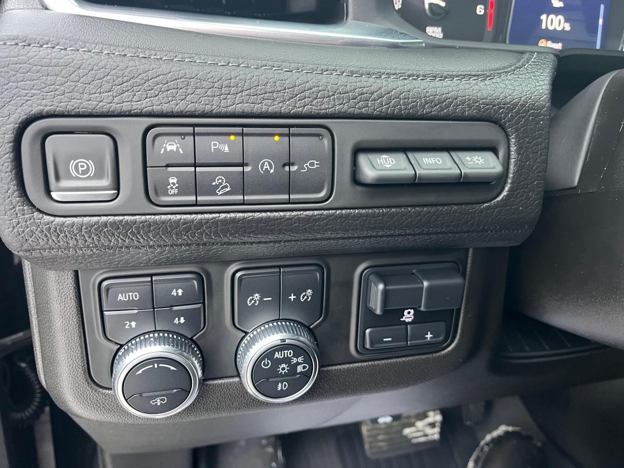 2021 GMC Yukon 4WD 4dr Denali Photo