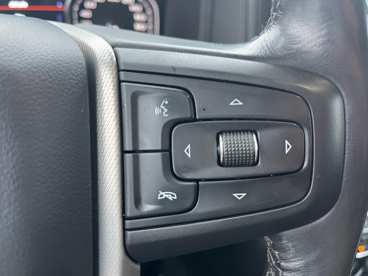 2021 GMC Yukon 4WD 4dr Denali Photo