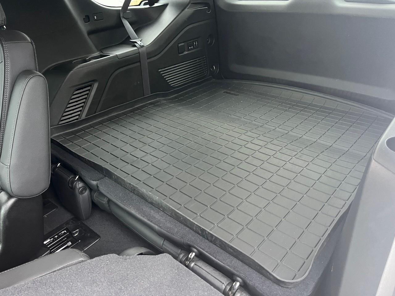 2021 GMC Yukon 4WD 4dr Denali Photo