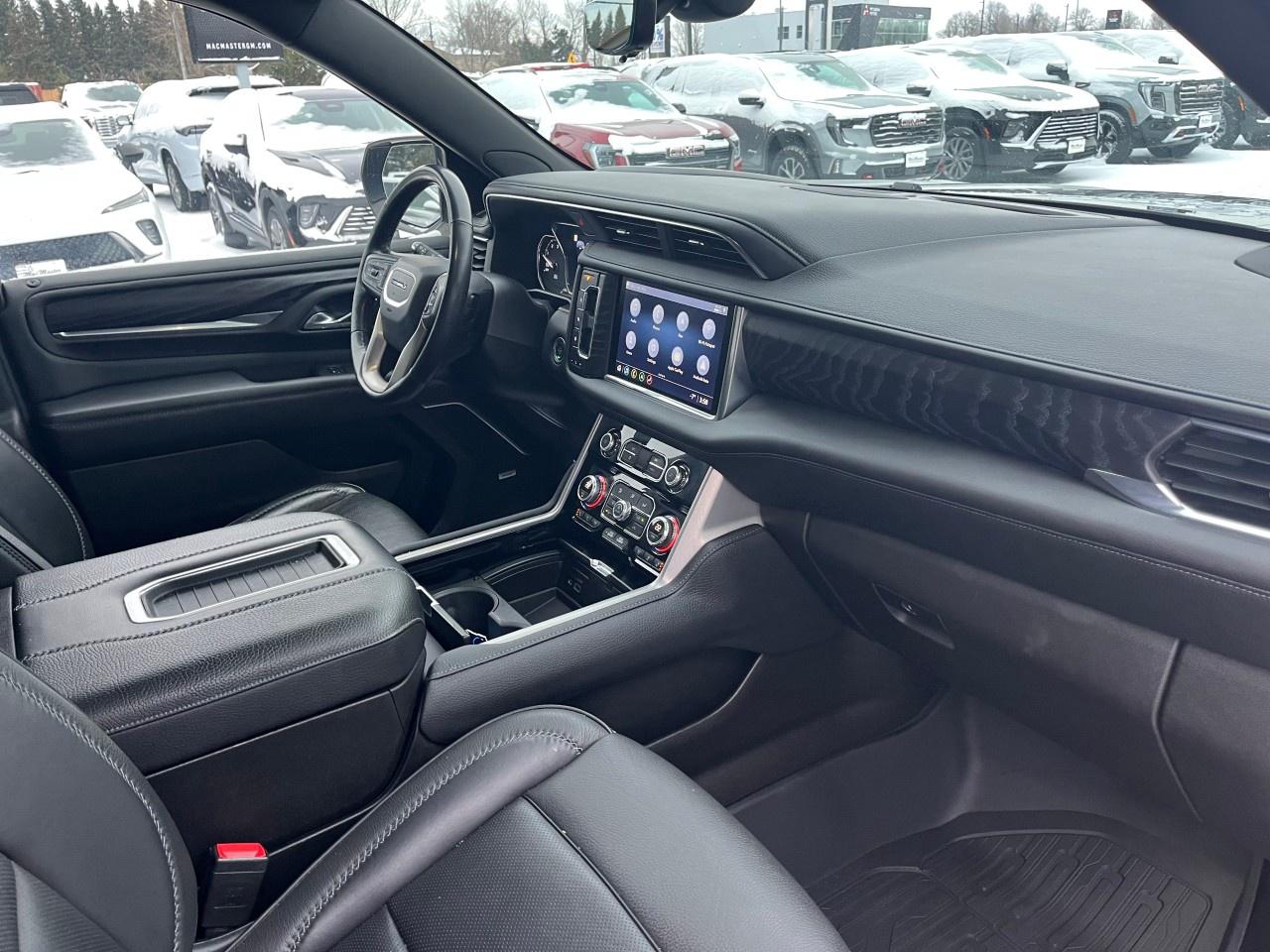 2021 GMC Yukon 4WD 4dr Denali Photo