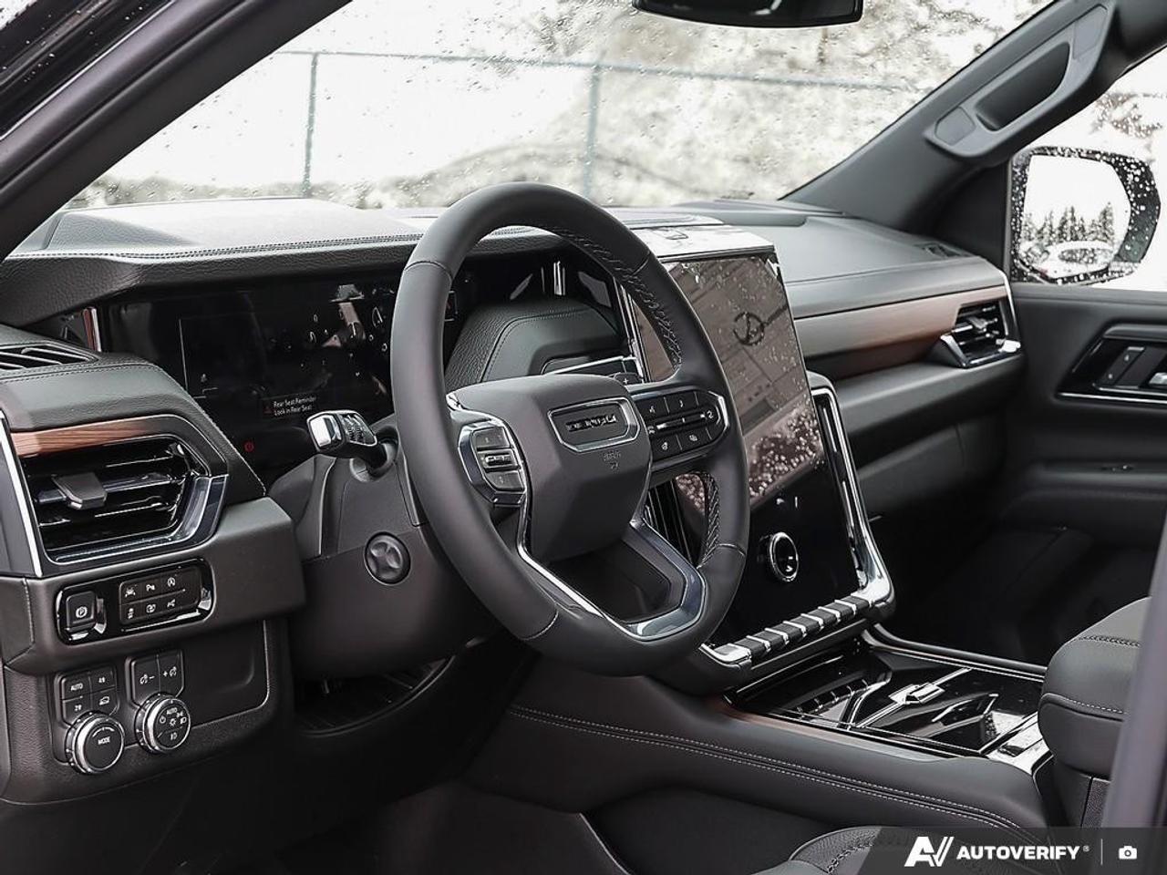 2026 GMC Yukon XL 4WD 4DR DENALI Photo