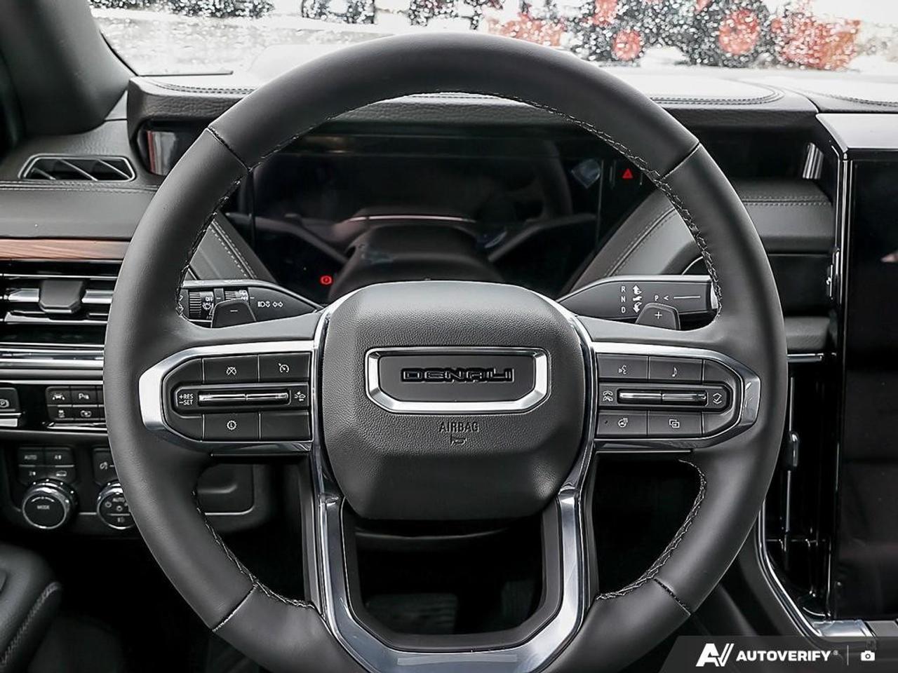 2026 GMC Yukon XL 4WD 4DR DENALI Photo