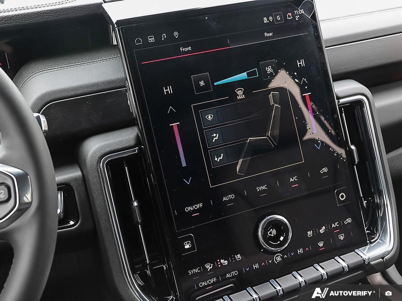 2026 GMC Yukon XL 4WD 4DR DENALI Photo