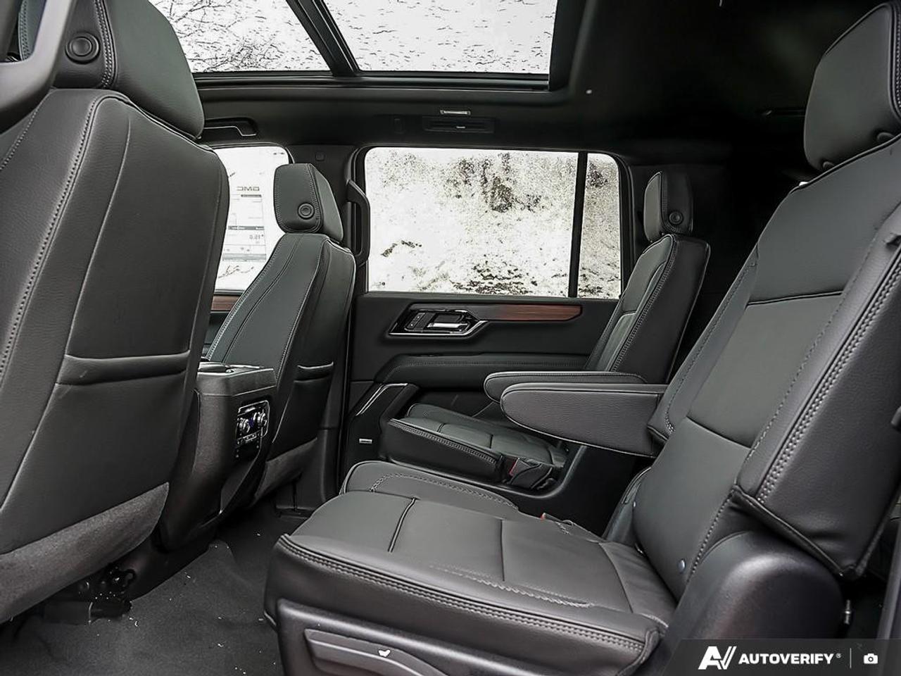 2026 GMC Yukon XL 4WD 4DR DENALI Photo
