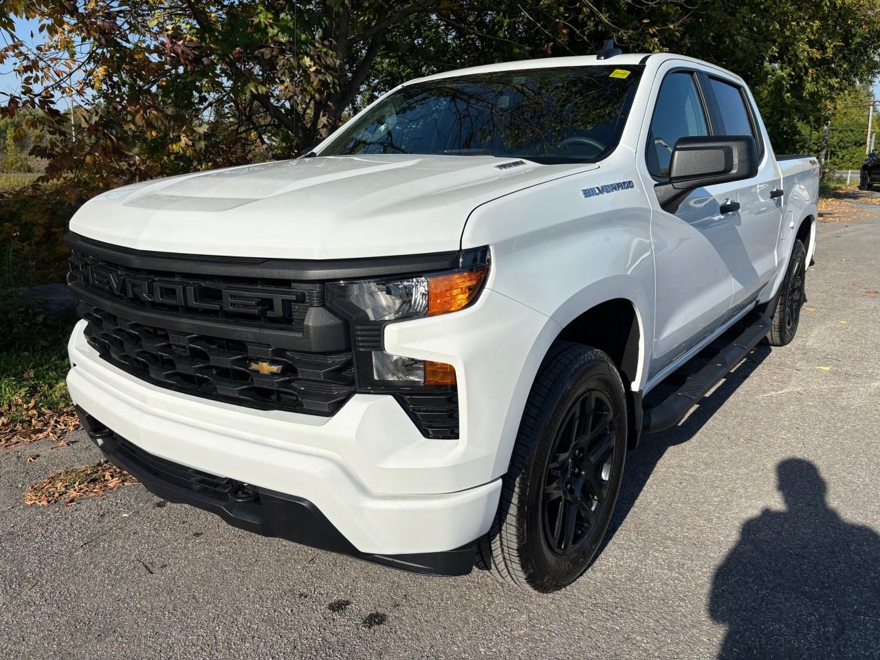 2026 Chevrolet Silverado 1500 Crew Cab Short Box 4-Wheel Drive Custom Photo0