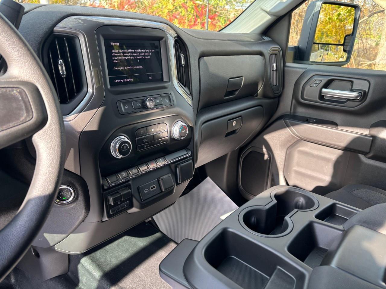 2026 GMC SIERRA 2500HD Crew Cab Long Box 4-Wheel Drive Pro Photo