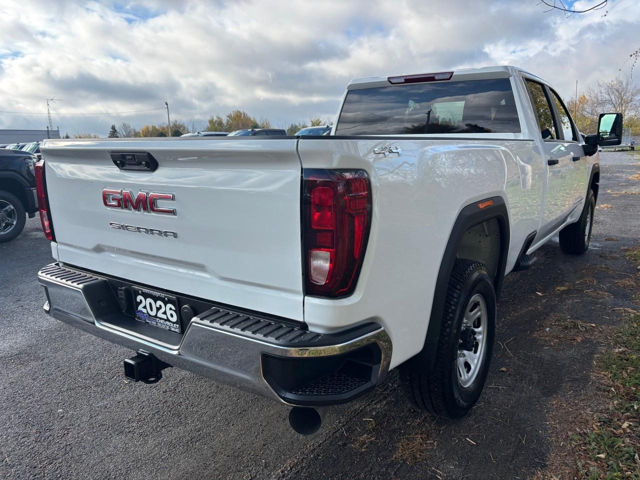 2026 GMC SIERRA 2500HD Crew Cab Long Box 4-Wheel Drive Pro Photo