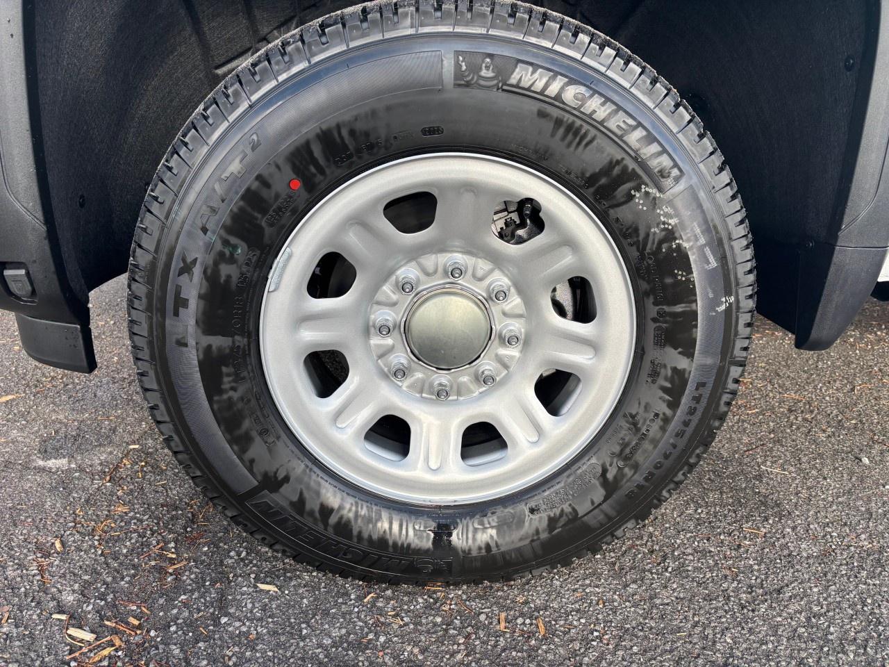 2026 GMC SIERRA 2500HD Crew Cab Long Box 4-Wheel Drive Pro Photo