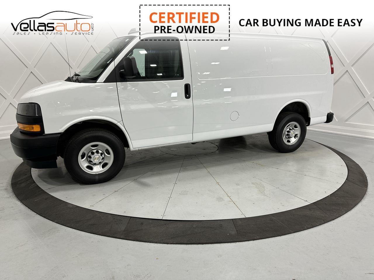 2022 Chevrolet Express 2500  Photo0