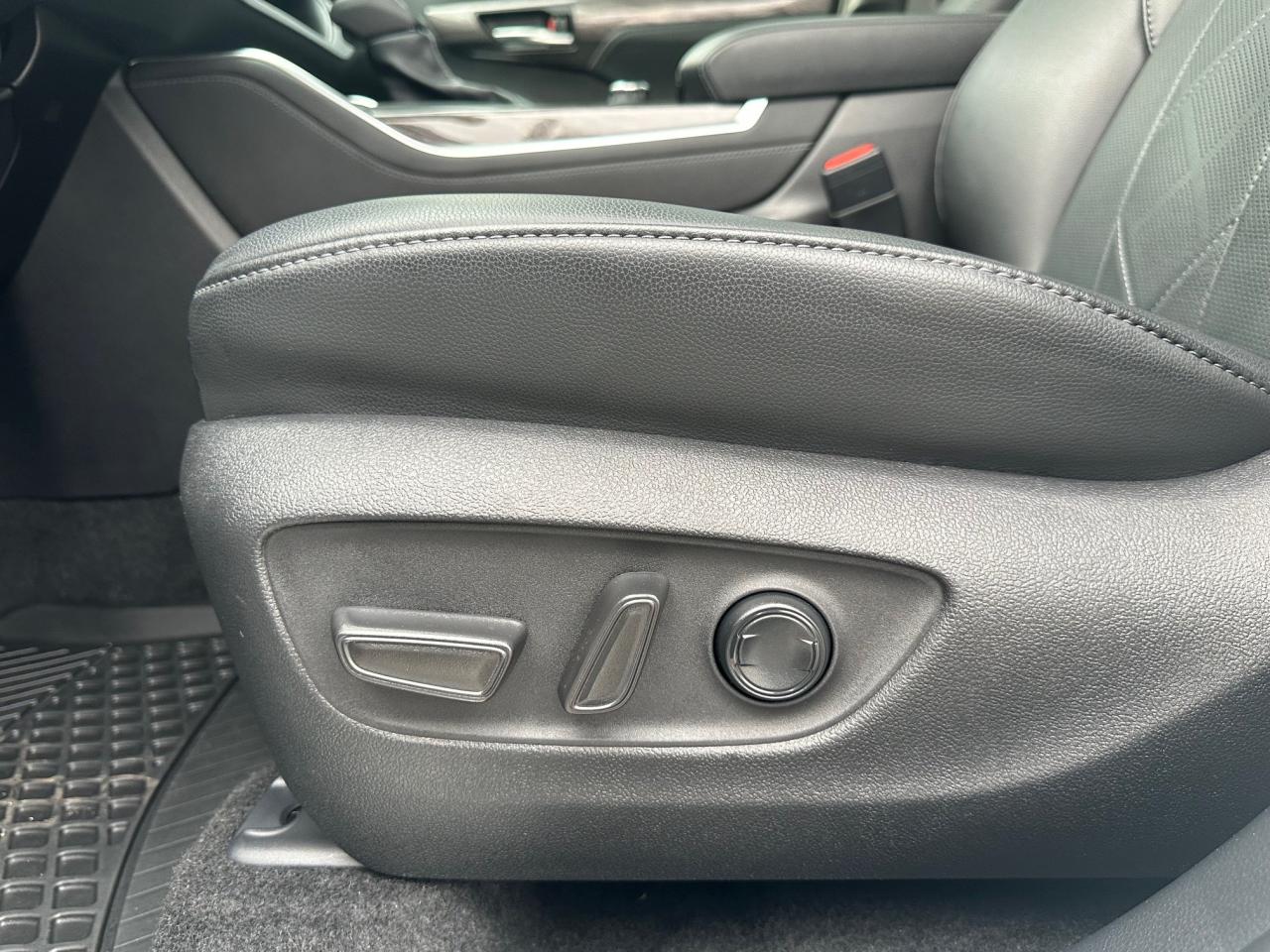 2024 Toyota Highlander Limited 4dr All-Wheel Drive Photo