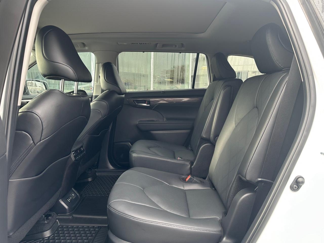 2024 Toyota Highlander Limited 4dr All-Wheel Drive Photo