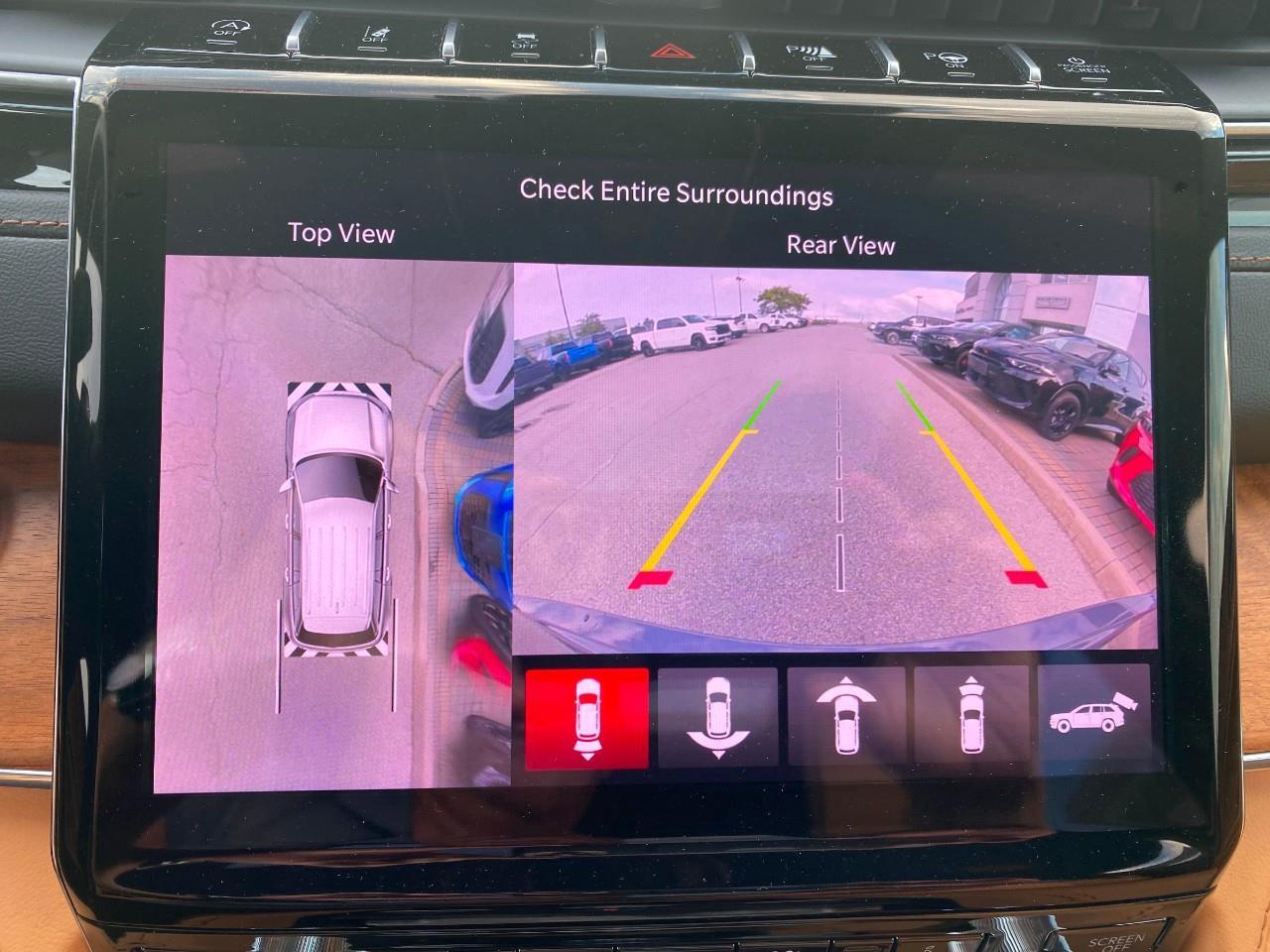 2025 Jeep Grand Cherokee Summit 4dr 4x4 Photo