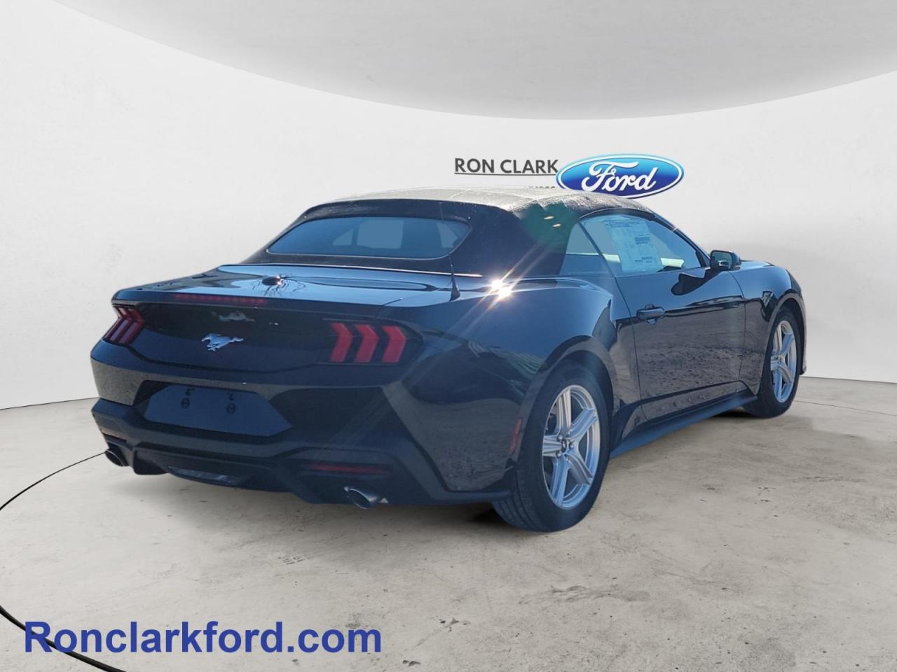2026 Ford Mustang EcoBoost Premium 2dr Convertible Photo