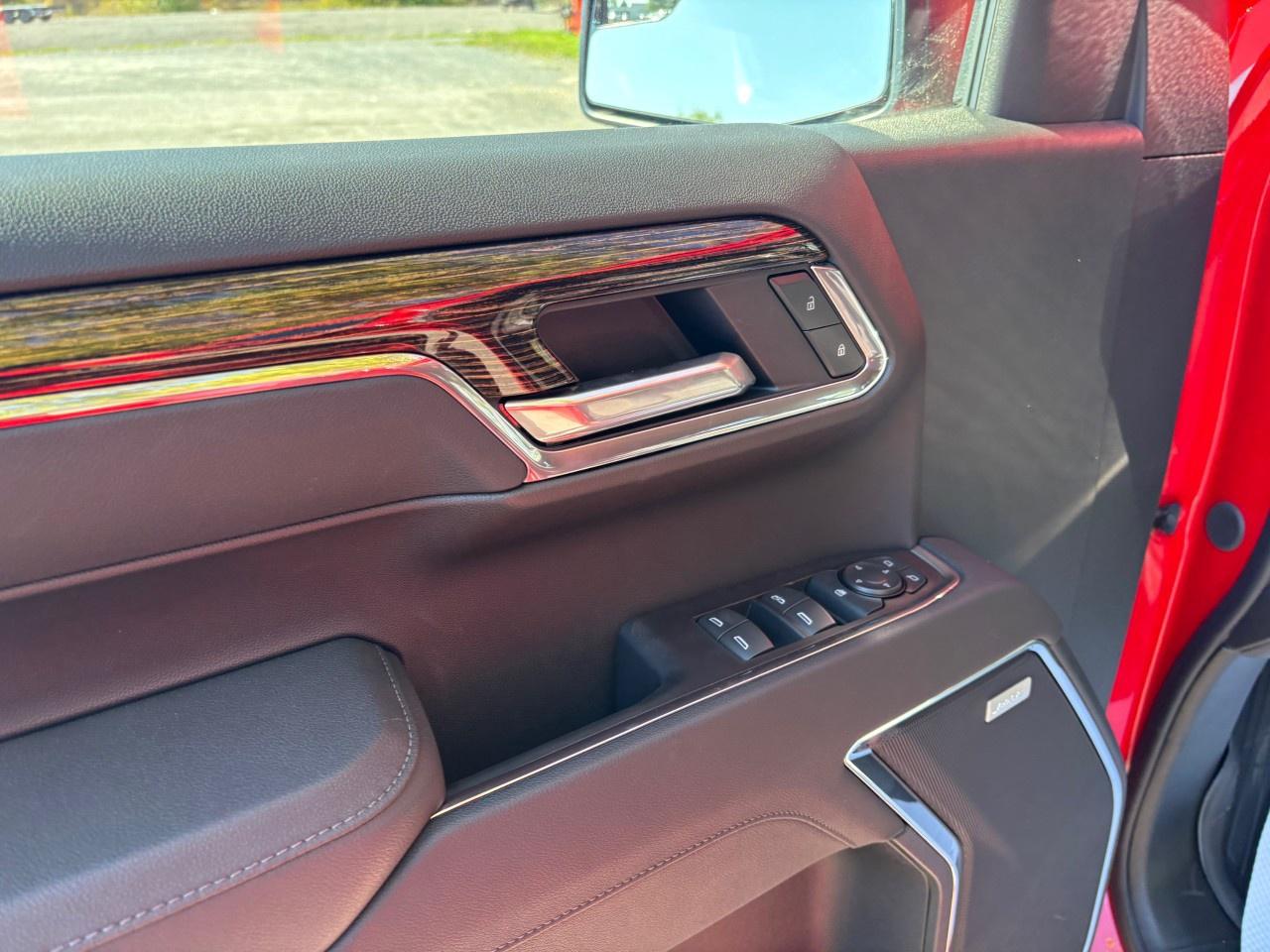 2026 GMC Sierra 1500 Crew Cab Standard Box 4-Wheel Drive Elevation Photo2