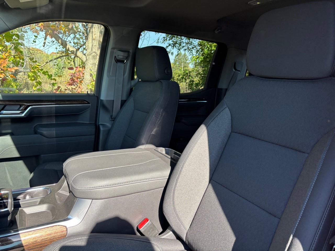 2026 GMC Sierra 1500 Crew Cab Standard Box 4-Wheel Drive Elevation Photo4