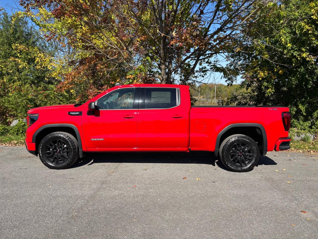 2026 GMC Sierra 1500 Crew Cab Standard Box 4-Wheel Drive Elevation Photo