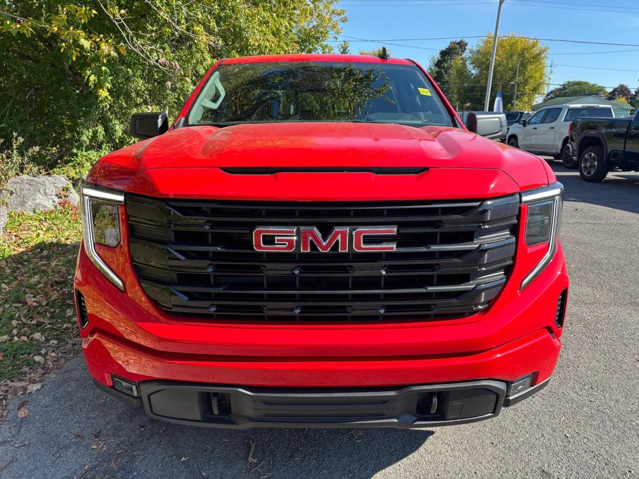 2026 GMC Sierra 1500 Crew Cab Standard Box 4-Wheel Drive Elevation Photo