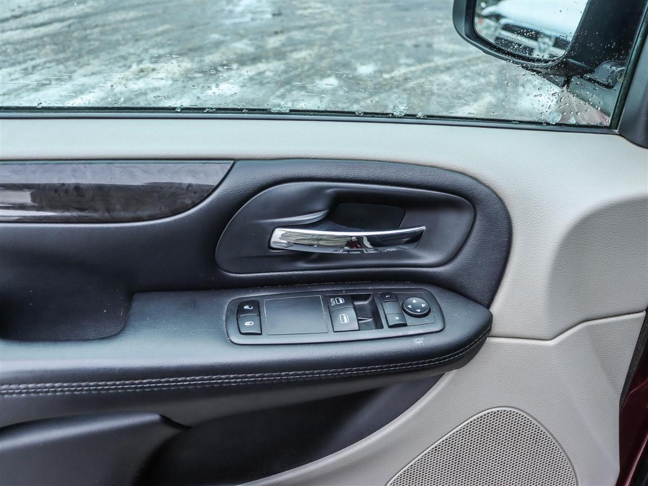 2019 Dodge Grand Caravan CVP/SXT Passenger Van Photo