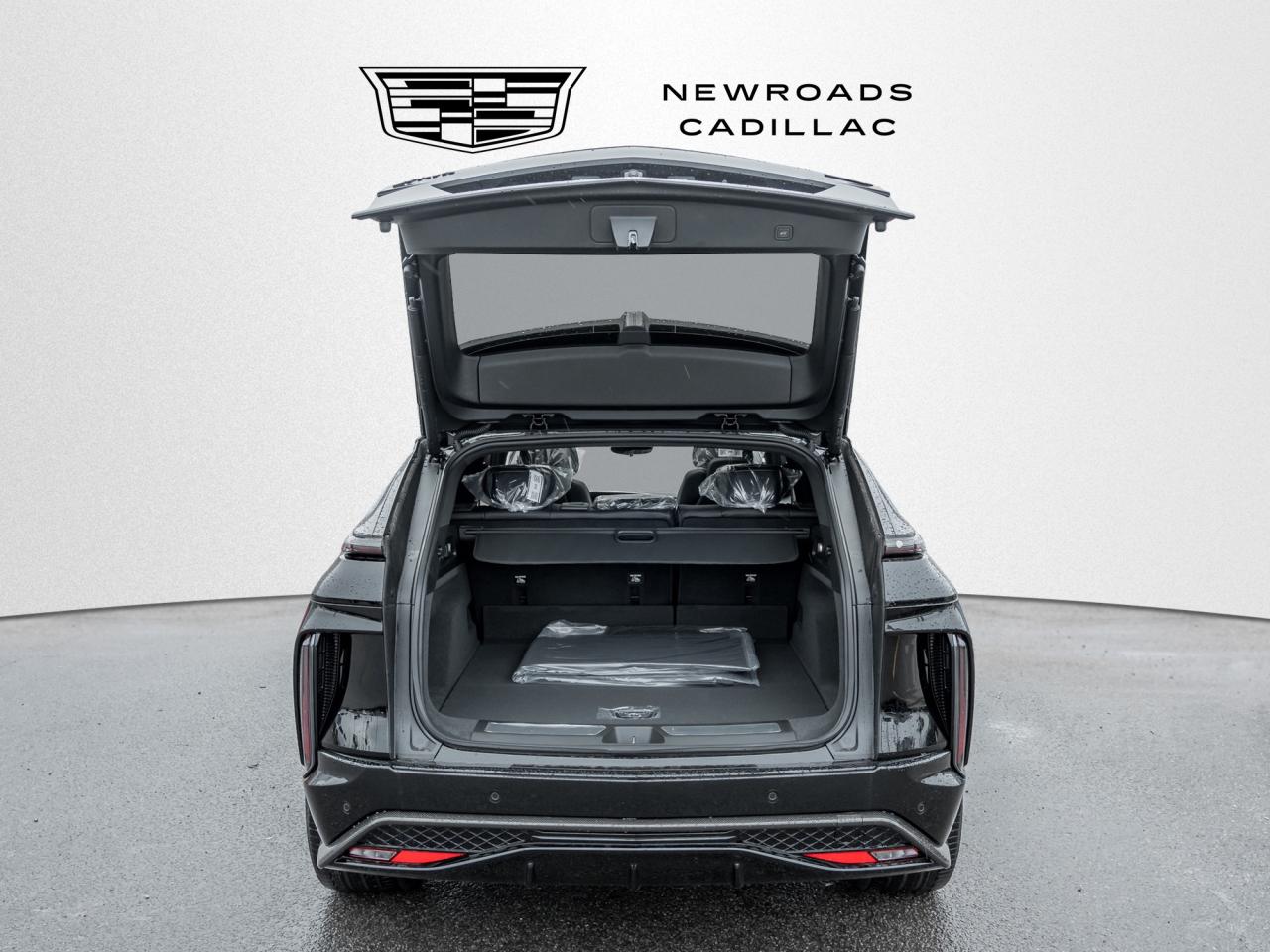 2026 Cadillac LYRIQ V Premium 4dr Photo