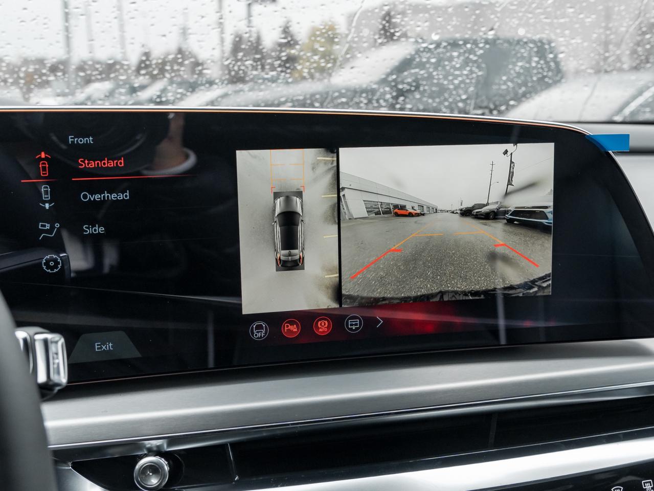 2026 Cadillac LYRIQ V Premium 4dr Photo