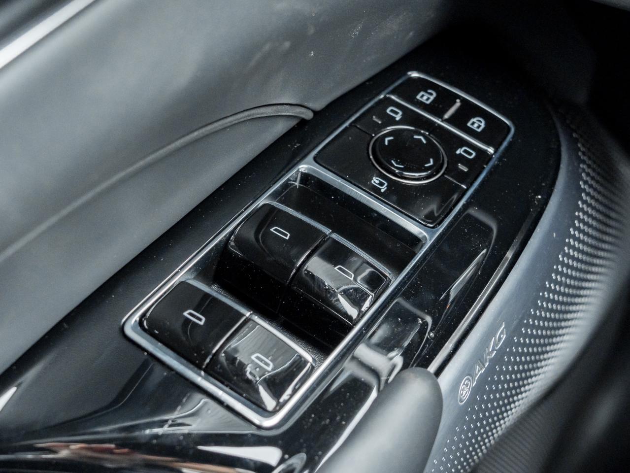 2026 Cadillac LYRIQ V Premium 4dr Photo