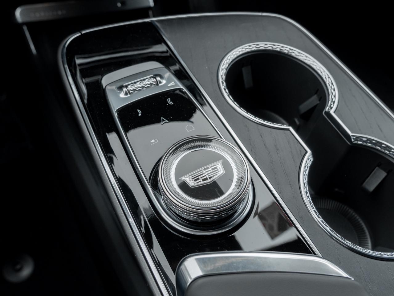 2026 Cadillac LYRIQ V Premium 4dr Photo