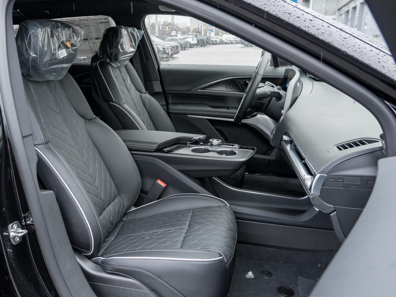 2026 Cadillac LYRIQ V Premium 4dr Photo