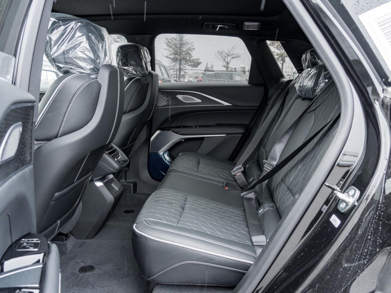 2026 Cadillac LYRIQ V Premium 4dr Photo