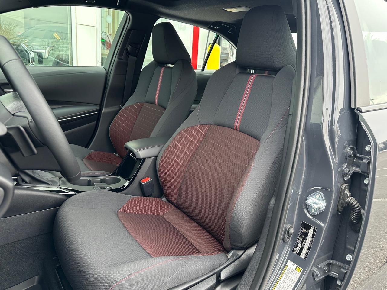 2025 Toyota Corolla SE 4dr Sedan Photo