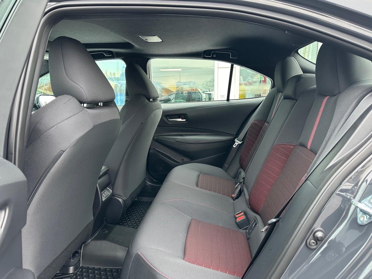 2025 Toyota Corolla SE 4dr Sedan Photo