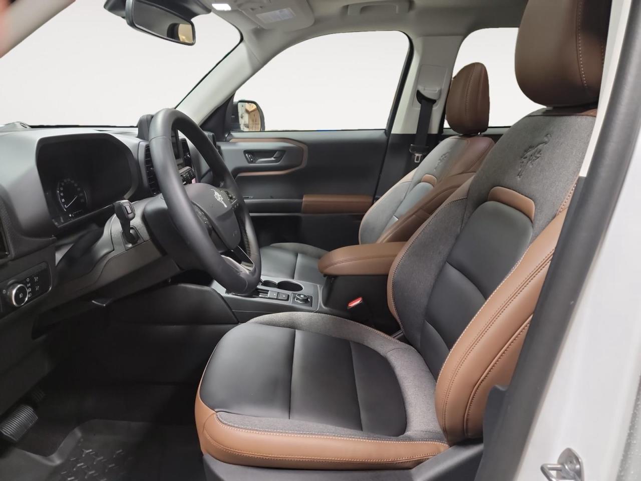 2024 Ford Bronco Sport Outer Banks 4dr 4x4 Photo