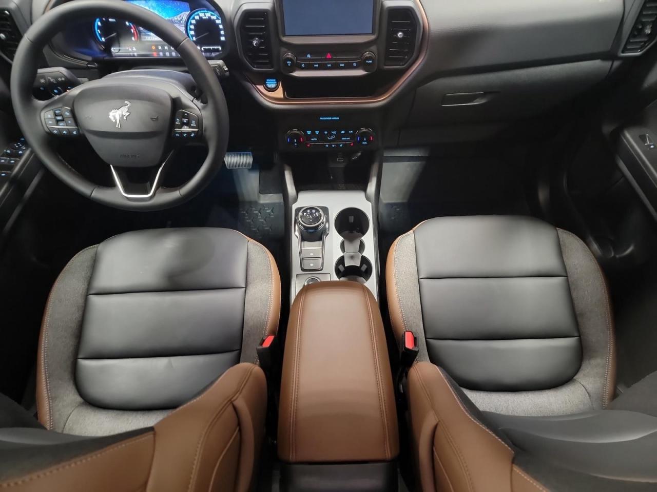 2024 Ford Bronco Sport Outer Banks 4dr 4x4 Photo