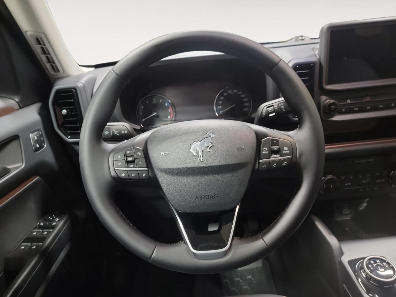 2024 Ford Bronco Sport Outer Banks 4dr 4x4 Photo