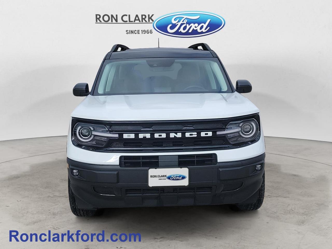 2024 Ford Bronco Sport Outer Banks 4dr 4x4 Photo1