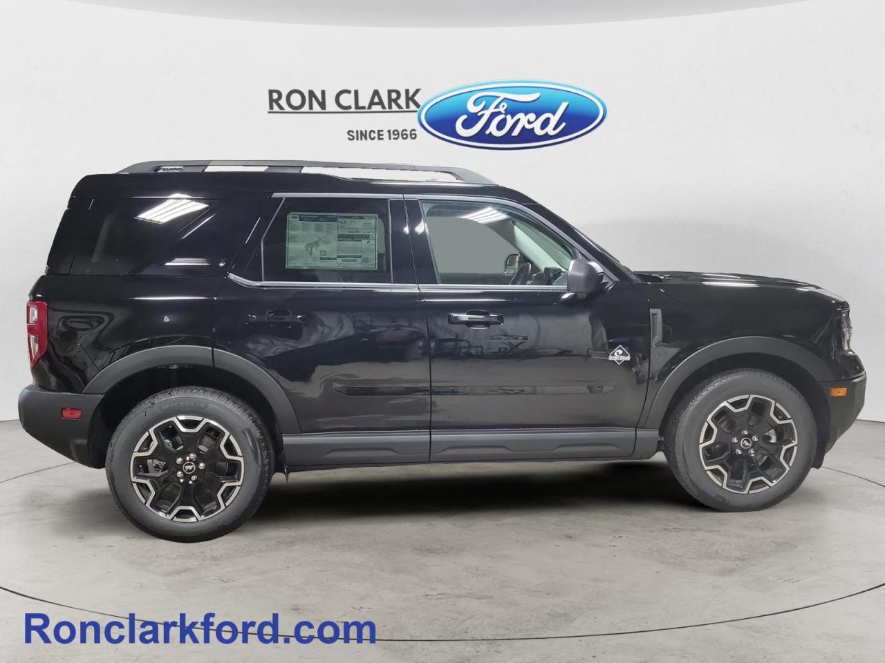 2025 Ford Bronco Sport Outer Banks 4dr 4x4 Photo