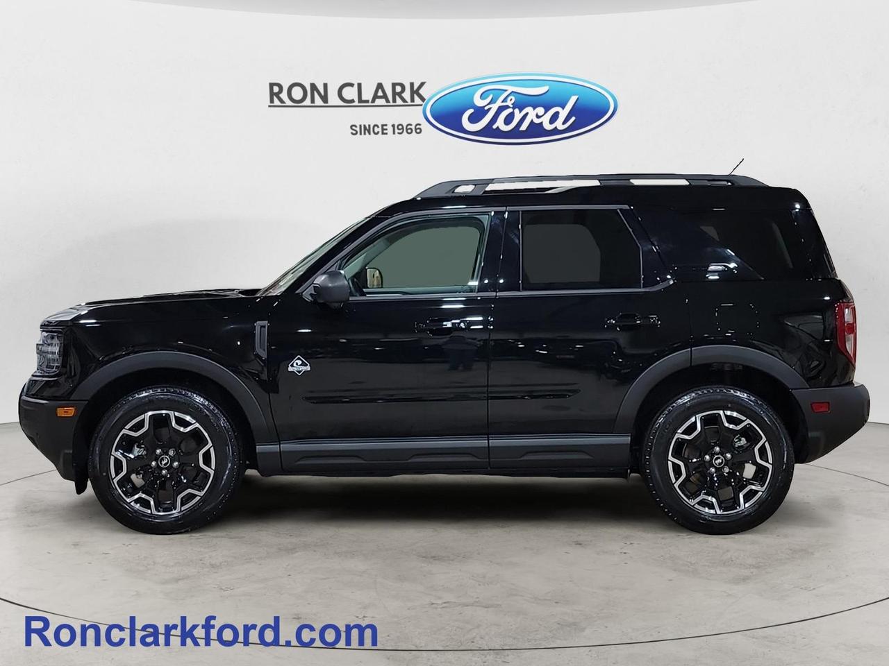 2025 Ford Bronco Sport Outer Banks 4dr 4x4 Photo