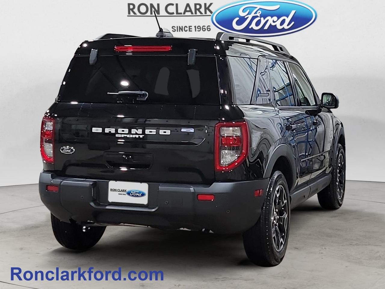 2025 Ford Bronco Sport Outer Banks 4dr 4x4 Photo