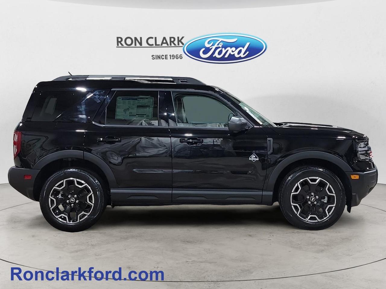2025 Ford Bronco Sport Outer Banks 4dr 4x4 Photo