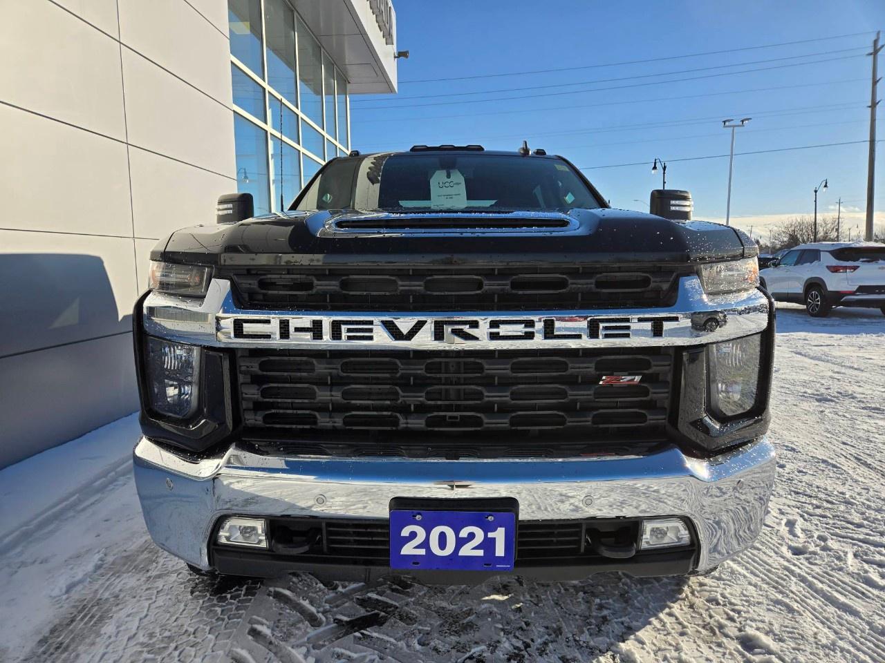 2021 Chevrolet SILVERADO 2500HD 4WD Crew Cab Standard Box LT Photo