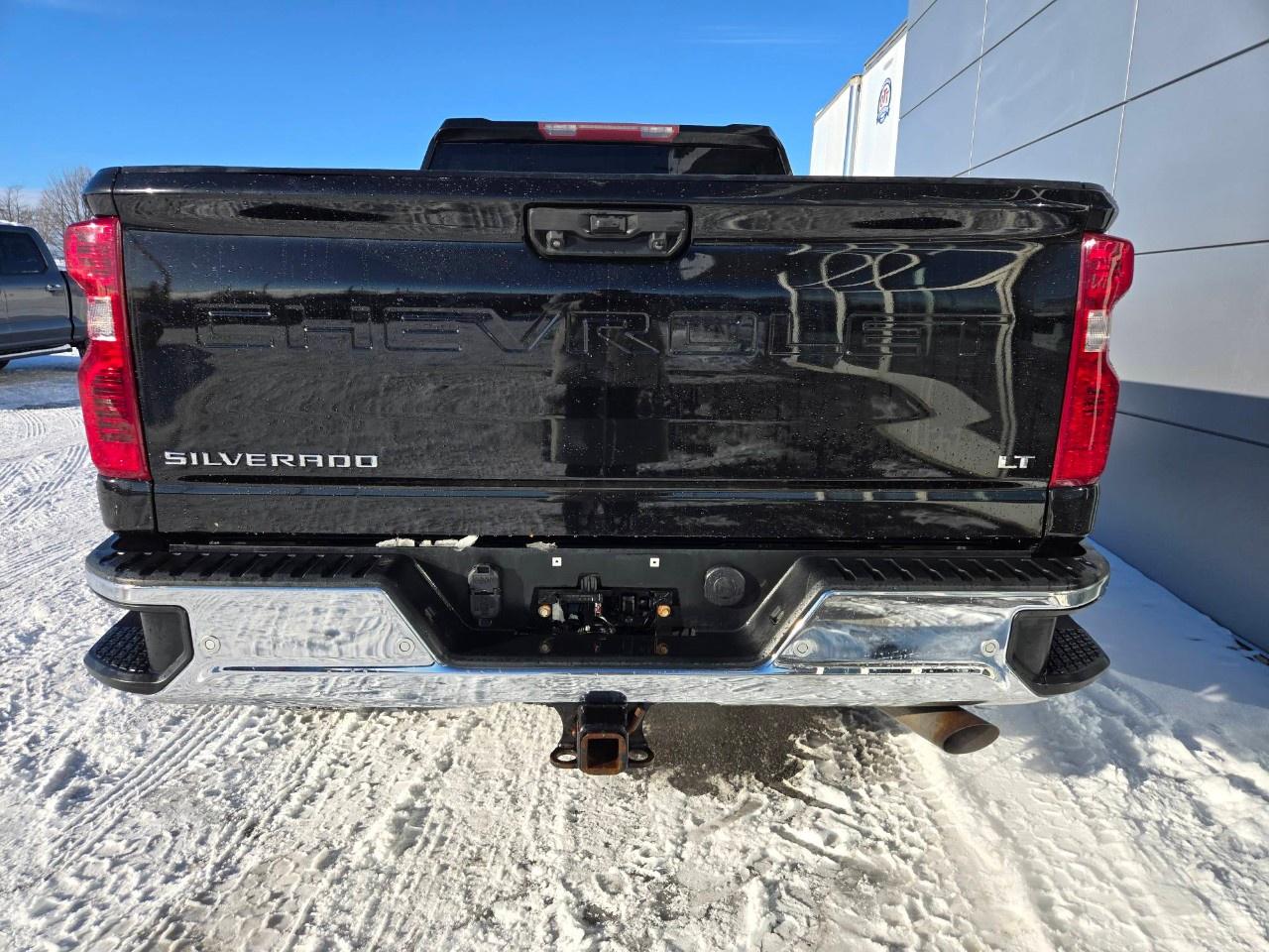 2021 Chevrolet SILVERADO 2500HD 4WD Crew Cab Standard Box LT Photo