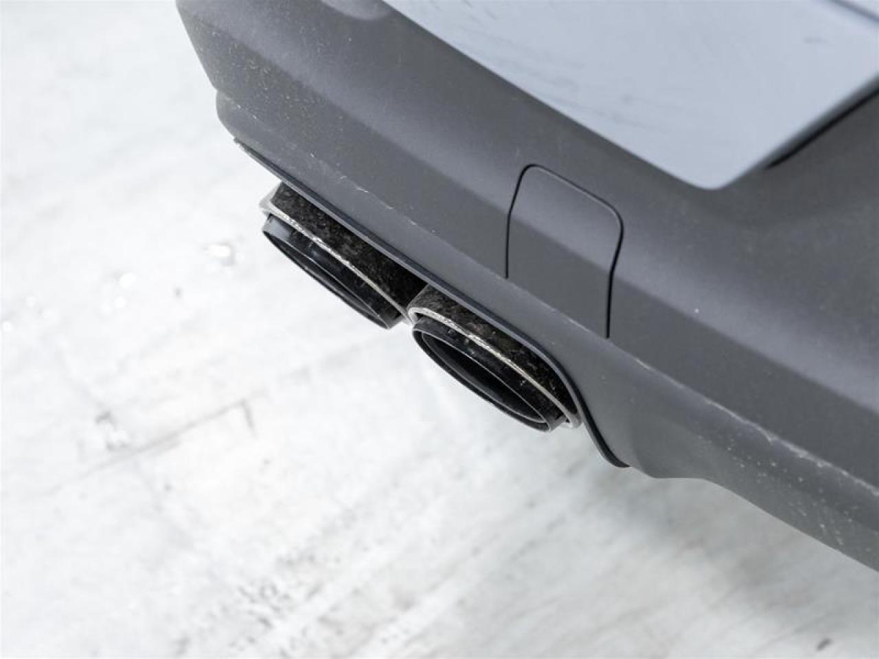 2025 Porsche Cayenne  Photo