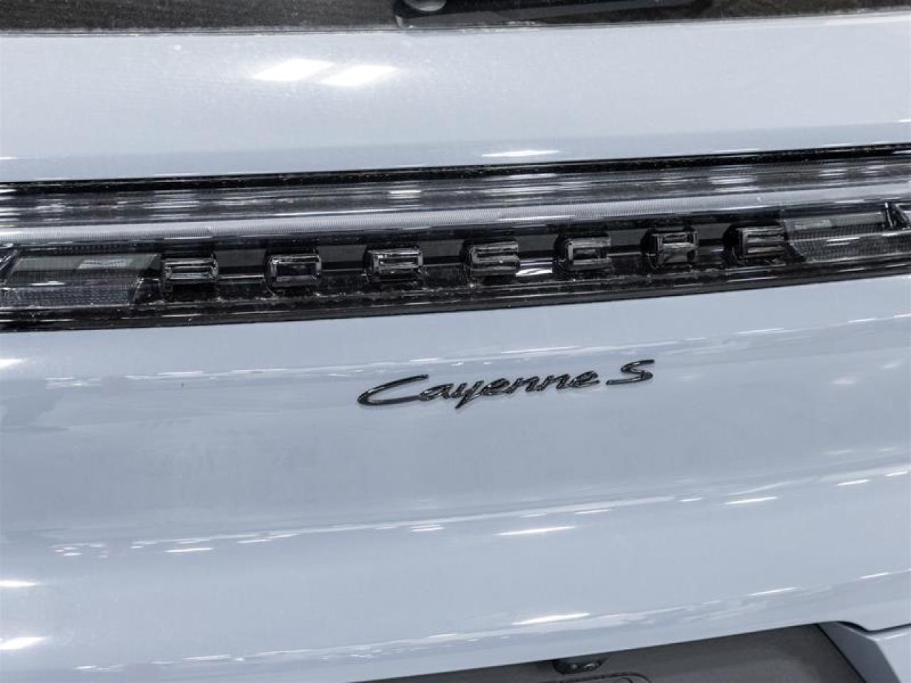2025 Porsche Cayenne  Photo