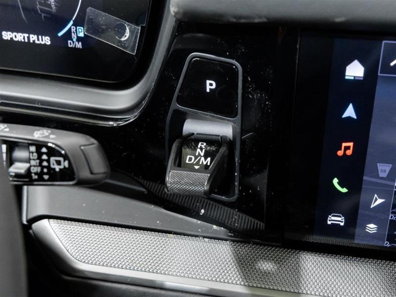 2025 Porsche Cayenne  Photo