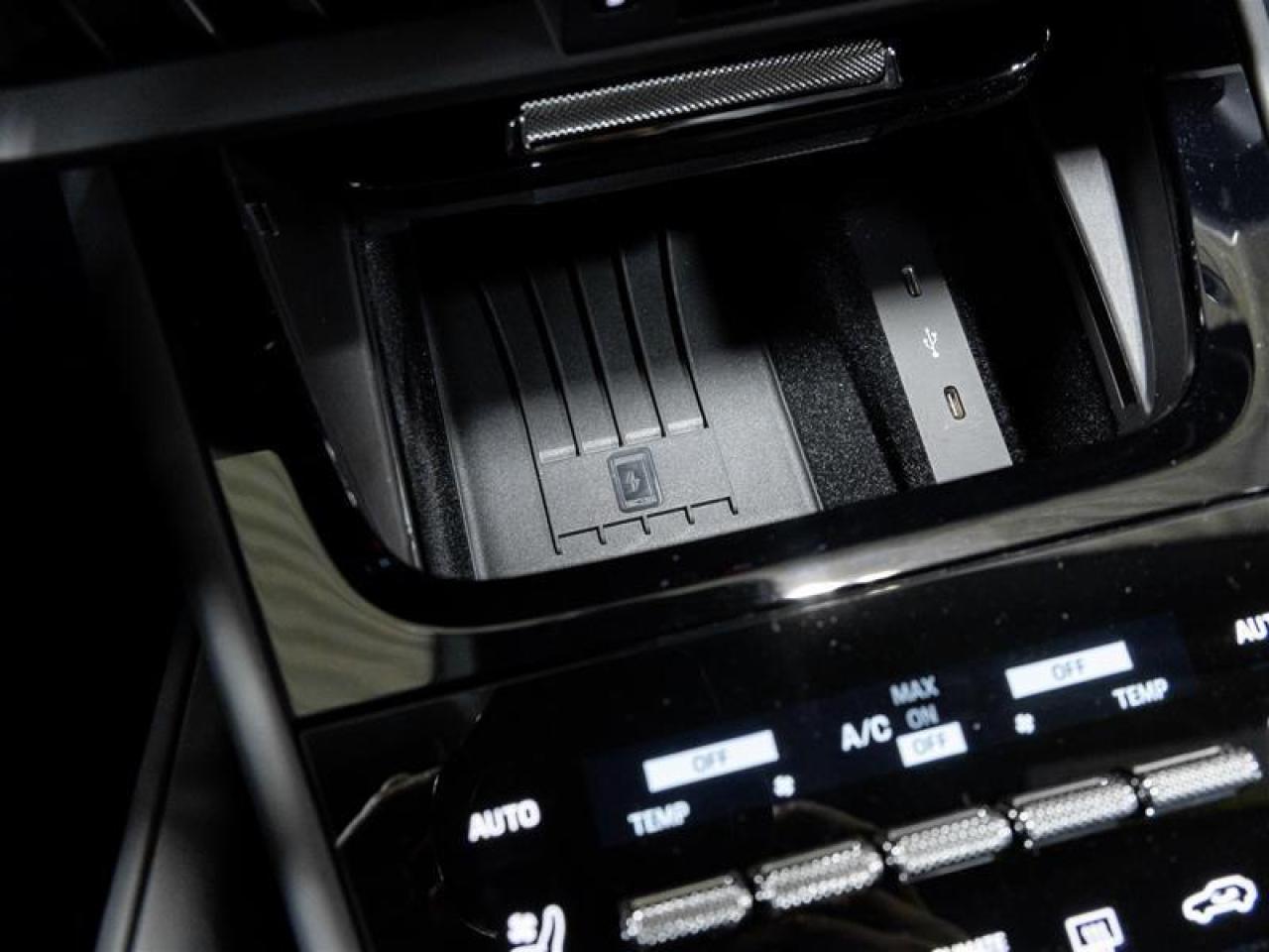 2025 Porsche Cayenne  Photo