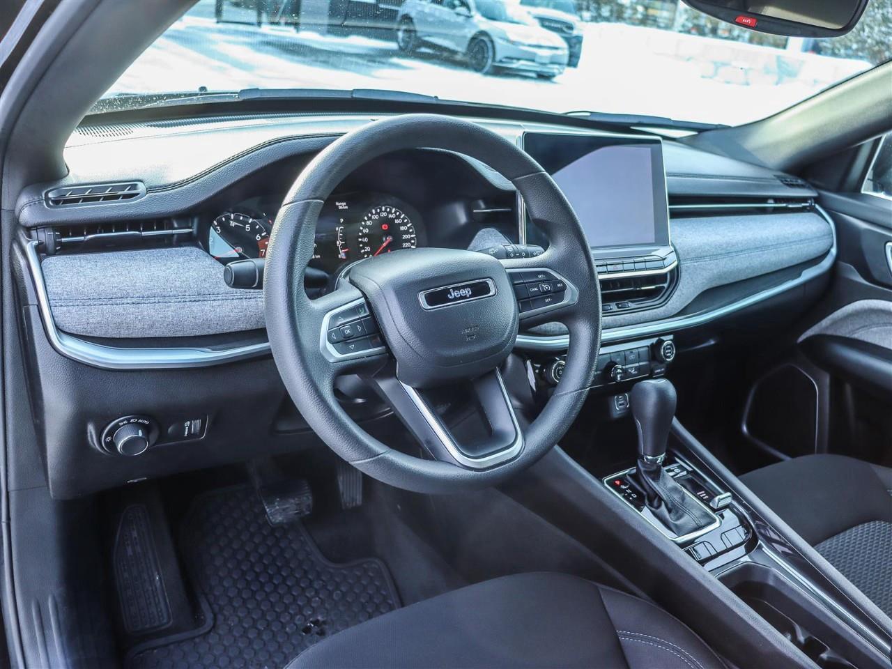 2024 Jeep Compass Sport 4dr 4x4 Photo