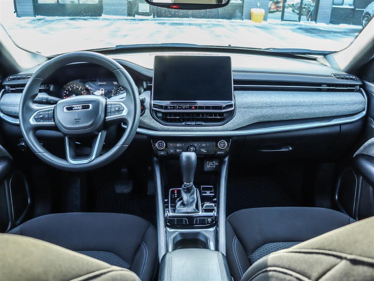 2024 Jeep Compass Sport 4dr 4x4 Photo