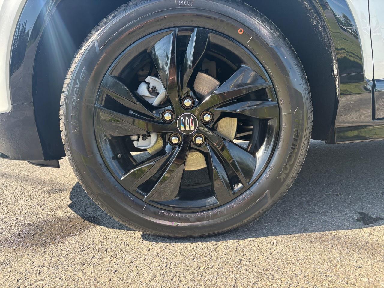 2026 Buick Encore GX Sport Touring AWD Photo