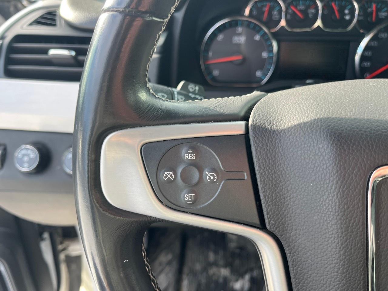 2017 GMC Yukon 4WD 4dr SLE Photo